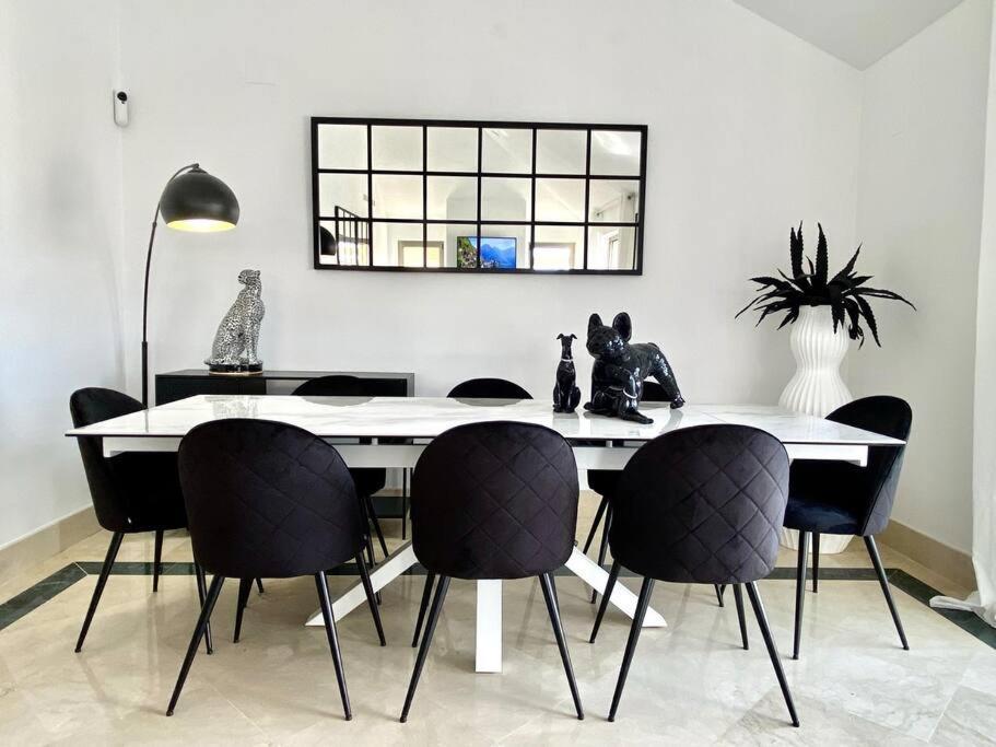 Yolo Spaces - Sotogrande Sea View Penthouse Сан Роке Екстериор снимка